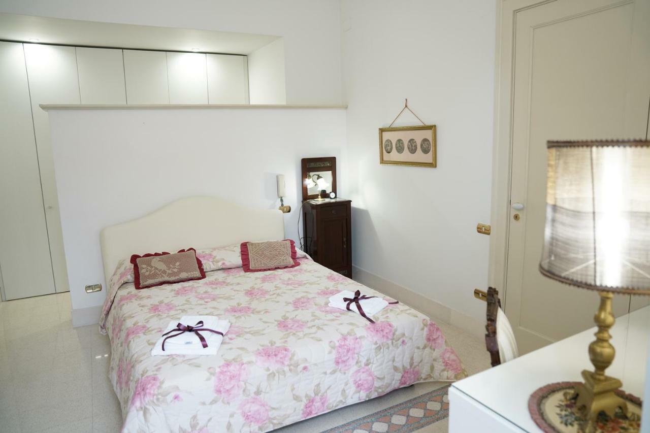 Dimora Del Sedile Hotel Matera Exterior photo